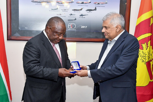 சிறில் ரமபோஷா மற்றும் ரணில் விக்ரமசிங்க-Cyril Ramaphosa and Ranil Wickramasinghe சிறில் ரமபோஷா மற்றும் ரணில் விக்ரமசிங்க-Cyril Ramaphosa and Ranil Wickramasinghe