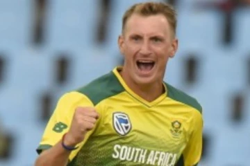 ஐ.பி.எல் ஏலம் அப்டேட்ஸ்: ரூ.16.25 கோடிக்கு ஏலம் போன கிறஸ் மோரிஸ்