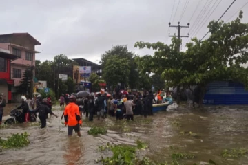 සැඩ පහරට හසු වූ සිසුන් ගැන ලැබුණු අලුත්ම ආරංචිය - පොලීසියෙන් නිවේදනයක්..!