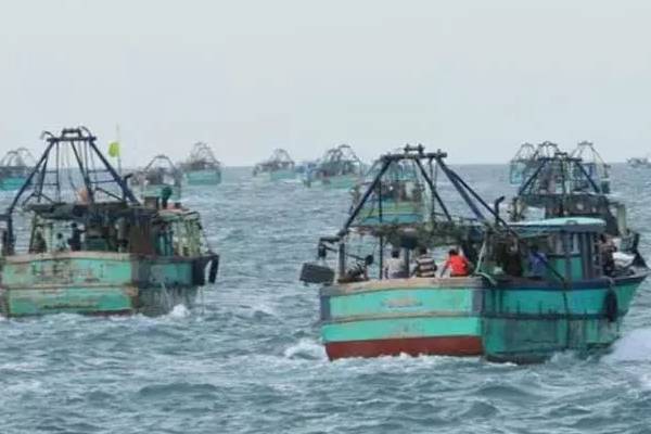 பேருவளைக் கடலில் விழுந்து மீனவர் மாயம் | Fisherman Is Missing