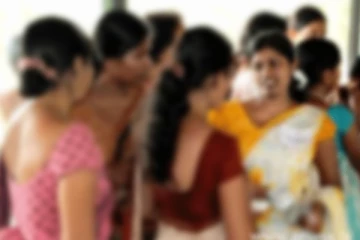 ළමයි ඇවිත් ගුරුවරු නාපු පාසලේ උණුසුම් තත්ත්වයක්..