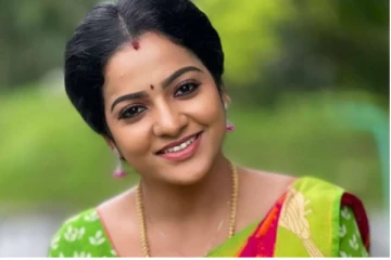 விஜே சித்ரா தற்கொலை வழக்கில் சிக்கும் முன்னாள் அமைச்சர்