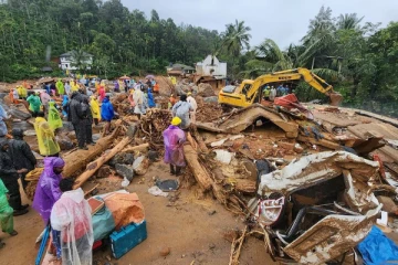 கேரள வரலாற்றில் மிக மோசமான மண்சரிவு; 171 பேர் பலி; 225 பேர் மாயம்