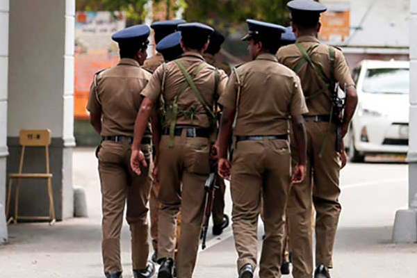 வவுனியாவில் தலைமறைவான மூவரை தேடி காவல்துறை வலைவீச்சு! | Public Assistance In Arresting Three Suspects