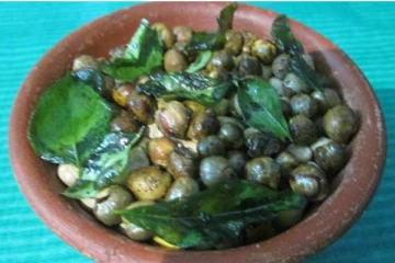 தமிழர்கள் இப்படி தான் சுண்டல் வறுவல் சாதம் செய்தார்கள்! ஊரே மனக்கும் சுவை