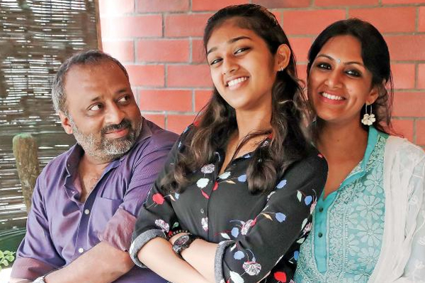 நடிகை தேவதர்ஷினியின் மகளா இது..! மெல்லிய புடவையில் அவர் நடத்திய போட்டோஷூட் | Devadharshini Daughter Photoshoot