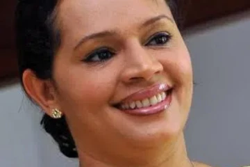 ඇමතිනී ඩයනාව, බ්‍රිතාන්‍යයට ගන්න කියලා චාල්ස් රජුට ලිපියක්..