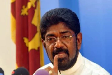 සෞඛ්‍ය ඇමති ජනතාවගෙන් ඉල්ලීමක්