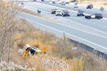 கனடாவில் பள்ளிப்பேருந்து கவிழ்ந்து விபத்து: சாரதி பலி