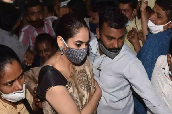 பிரபல நடிகைகள் கஞ்சா பயன்படுத்தியது உறுதி - மீண்டும் கைது? | Actress Using Kanja Proofed Arrest Or Not