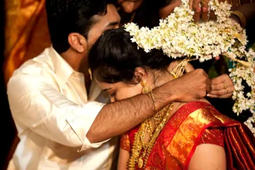 இந்த நேரத்தில் புது தாலிக்கயிறு மாற்றினால் தீர்க்க சுமங்கலி வரம் கிடைக்கும்...சனிதோஷம் விலகி ஓடிடும்!