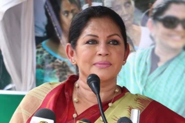 கொழும்பில் கோவிட் தடுப்பூசி வழங்குவதில் முன்வைக்கப்பட்ட குற்றச்சாட்டை மறுத்துள்ள ரோசி சேனநாயக்க