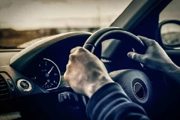 வாகனம் ஓட்டுவதற்கு ஆபத்தான நாடுகளின் பட்டியல்: முதலிடத்தில் எது?