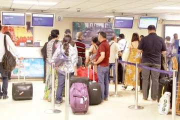 வெளிநாட்டு வேலை வாய்ப்பு பெற்றுச் செல்வோரின் எண்ணிக்கையில் வீழ்ச்சி