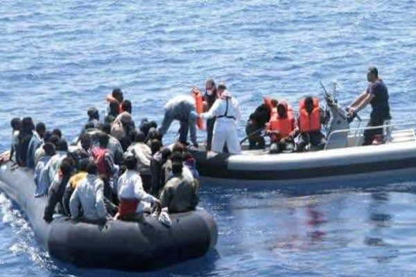 ஸ்பெயின் கடற்கரையில் சடலமாக கண்டெடுக்கப்பட்ட 4 அகதிகள்! | 4 Refugees Found Dead On The Spanish Coast