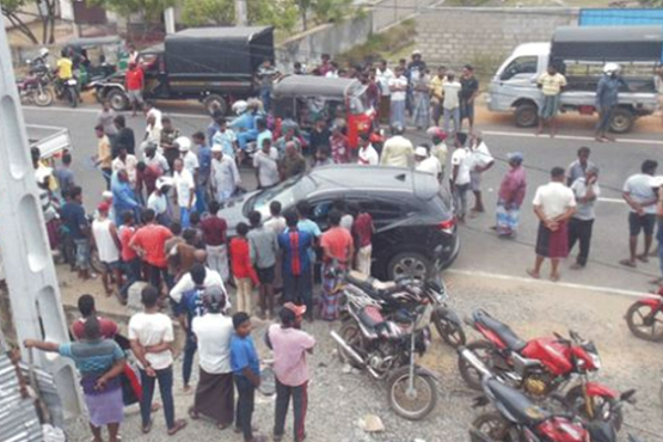இன்று இடம்பெற்ற கோர விபத்து; மூவர் பலி | A Tragic Accident Took Place In Ranawala Area