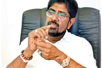 වෛද්‍යවරුන්ගේ විශ්‍රාම යාම සම්බන්ධයෙන් සෞඛ්‍ය ඇමති කී දේ..