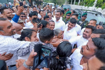 பலரையும் வியக்க வைத்த ஜனாதிபதி அநுர குமார ; ஆரம்பமான அநுரவின் அதிரடி