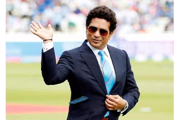 ஸ்டைல்லா... கெத்தா... போஸ் கொடுத்த சச்சின் - வைரலாகும் புகைப்படம் - தமிழ்நாடு