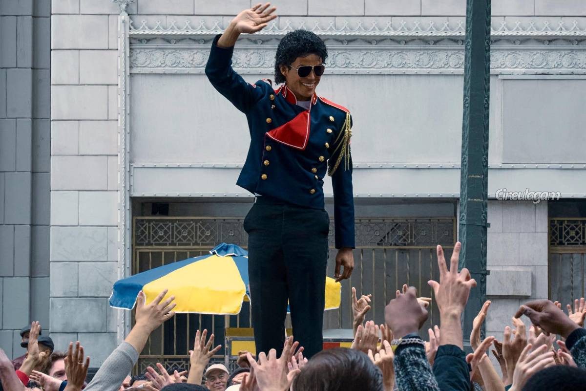 5 நாள் முடிவில் மைக்கேல் திரைப்படம் செய்துள்ள வசூல் எவ்வளவு தெரியுமா? | Michael Movie Box Office Details