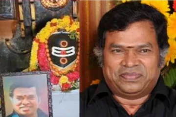 சிவன் கோவில் கருவறையில் மயில்சாமியின் திருவுருவப் படத்திற்கு வழிபாடு