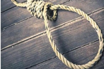 ஒரு நபருக்காக இரு பெண்கள் ஒரே நாளில் சுருக்கிட்டுக்கொண்ட சம்பவம் - ஒருவர் மரணம்