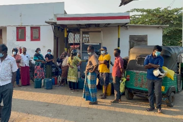 மன்னார் மாவட்டத்தில் வீண் களியாட்ட நிகழ்வுக்கு நகர சபை அனுமதி (PHOTOS)