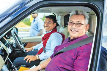 சமூக ஊடகங்கள் முடக்கம்!! கோட்டாபயவிடம் நாமல் கூறிய விடயம்: அவரே வெளியிட்ட தகவல் (Photo)