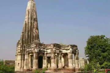 பாகிஸ்தானில் திறக்கப்பட்ட 1200 ஆண்டு பழமை வாய்ந்த இந்து கோவில்