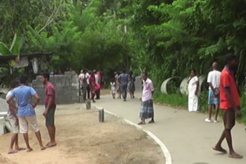 ලීසින් එකෙන් වාහනේ අරන් යද්දි හිමිකරු මිය යයි..මෙරටින් ඇසෙන හද කම්පාකරන පුවත