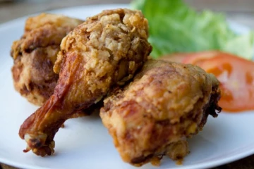 காரசாரமான சிலோன் சிக்கன் ப்ரை.... சுடச் சுட வீட்டிலேயே சுவைக்கலாம்!