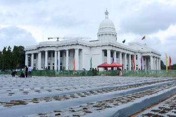 கொழும்பு மாநகர மேயர் வேட்பாளராக போட்டியிடுவது குறித்து பேச்சுவார்த்தை! முஜிபுர் ரஹ்மான்