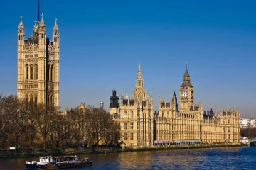 பிரித்தானிய நாடாளுமன்ற கட்டிடம் இடிந்து விழுமா? எச்சரிக்கை எழுப்பும் எம்.பி.க்கள்