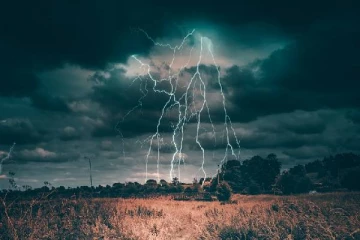 இலங்கையின் இன்றைய வானிலை தொடர்பில் வெளியான தகவல்