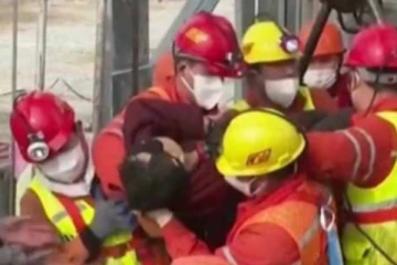 சீனா தங்க சுரங்க விபத்தில் மாயமான 10 தொழிலாளர்கள் சடலமாக மீட்பு!