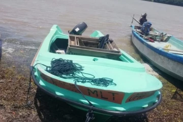 இந்தியாவில் கரையொதுங்கிய இலங்கை படகு