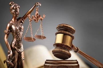 அமைச்சரை வழக்கில் இருந்து விடுதலை செய்ய மறுத்த நீதிமன்றம்