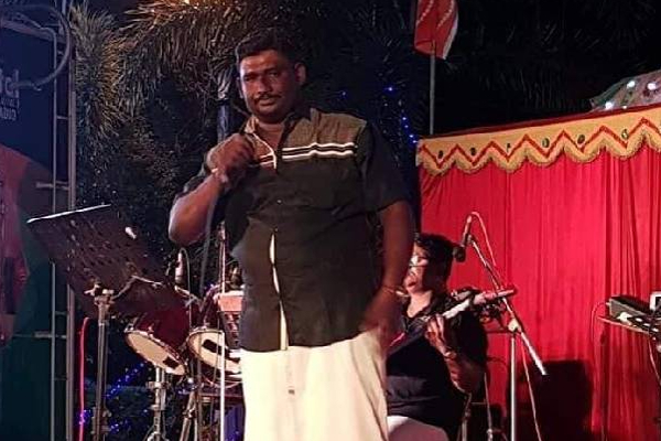 யாழில் அனைவரையும் சோகத்தில் ஆழ்த்திய இளம் பாடகரின் உயிரிழப்பு! | Jaffna Youth Singer Death Heart Attack Sad News யாழில் அனைவரையும் சோகத்தில் ஆழ்த்திய இளம் பாடகரின் உயிரிழப்பு! | Jaffna Youth Singer Death Heart Attack Sad News