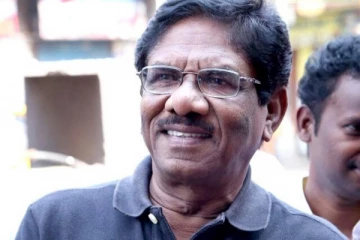 பிறந்தநாளில் இயக்குநர் பாரதிராஜாவுக்கு என்ன நடந்தது? மீண்டும் மருத்துவமனையில் அனுமதி