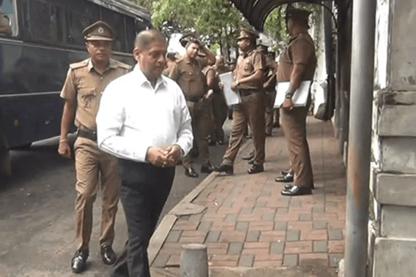 மஹிந்த ராஜபக்ஷவின் பிரதான பாதுகாப்பு அதிகாரிக்கு பிணை | Rajapaksa S Chief Security Officer Granted Bail மஹிந்த ராஜபக்ஷவின் பிரதான பாதுகாப்பு அதிகாரிக்கு பிணை | Rajapaksa S Chief Security Officer Granted Bail