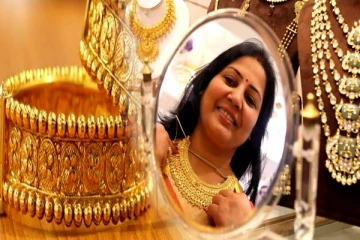 தங்கம் வாங்க போறீங்களா? அப்போ இந்த நாட்களில் தவற வீடாதீங்க- பலன் நிச்சயம்