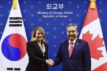 கனடாவிற்கும் தென்கொரியாவிற்கும் இடையில் பேச்சுவார்த்தை