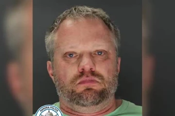 கூழில் சயனைடு கலந்து மனைவியை கொன்ற பல் மருத்துவர்: பதறவைக்கும் பின்னணி