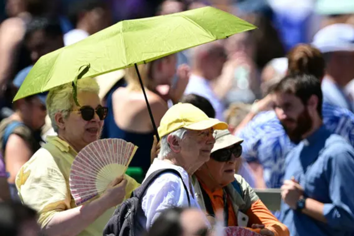 வரலாறு காணாத கடும் வெப்ப அலை : ஐரோப்பிய நாடுகள் திணறல் | Record Breaking Heatwave European Struggle வரலாறு காணாத கடும் வெப்ப அலை : ஐரோப்பிய நாடுகள் திணறல் | Record Breaking Heatwave European Struggle