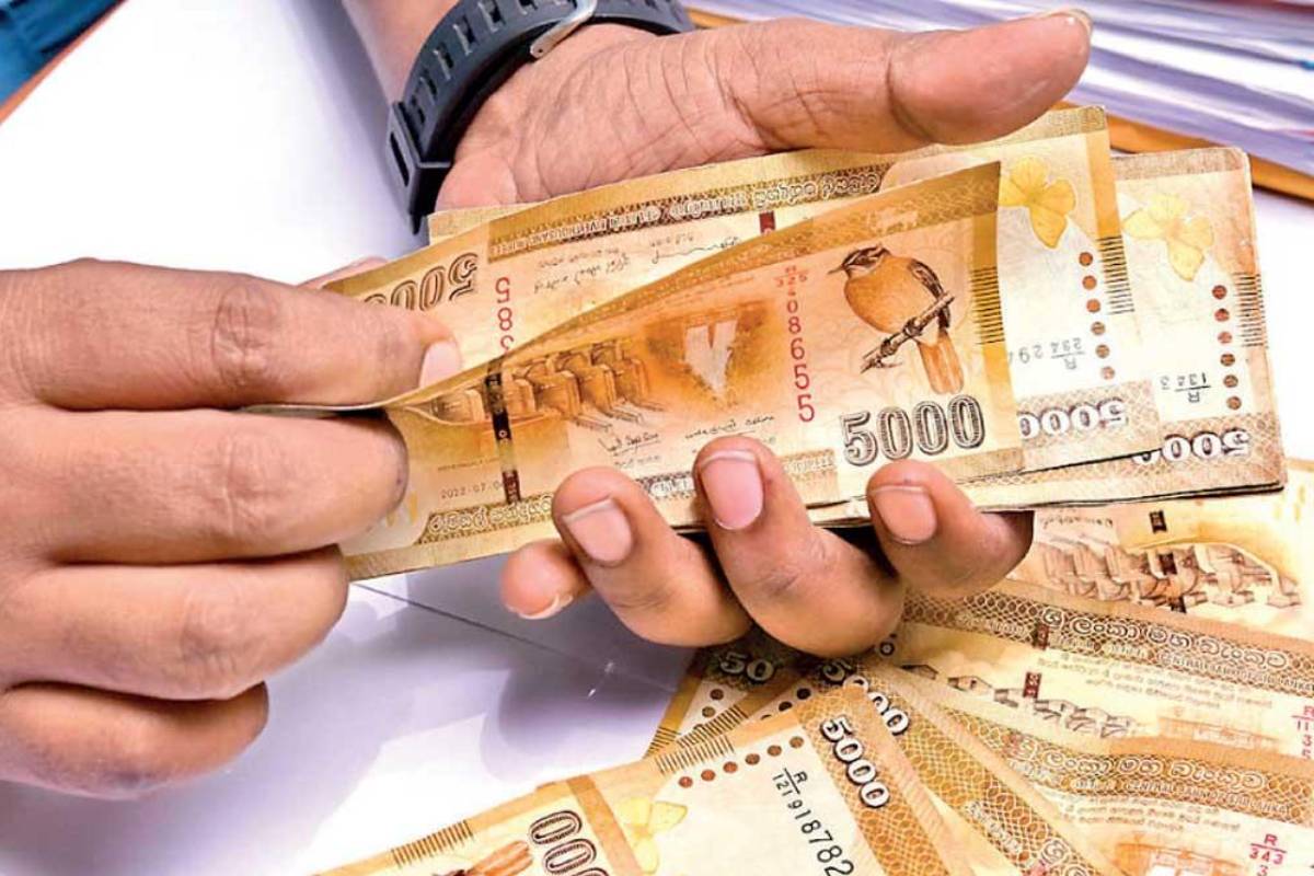 வெளிநாடுகளில் தலைமறைவான சிவப்பு பிடியாணை பிறப்பிக்கப்பட்ட 112 குற்றவாளிகள்! | 112 Red Notice Suspects Hiding In 13 Countries