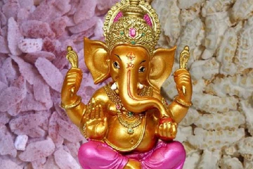 பிரித்தானியா வெளியிட்ட விநாயகர் உருவம் பொறித்த தங்க கட்டி!