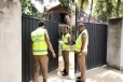 பொலிஸ் உத்தியோகத்தரின் வீட்டின் மீது துப்பாக்கிச் சூடு