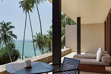 சுற்றுலா விடுதி ஒன்றில் பரபரப்பை ஏற்படுத்திய மர்மகும்பல்