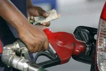 வலுவடையும் ரூபா மதிப்பு! எரிபொருள் விலை குறித்து அமைச்சரின் அறிவிப்பு (Live)