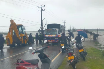 தொடரும் அடைமழையால் மக்கள் அந்தரிப்பு